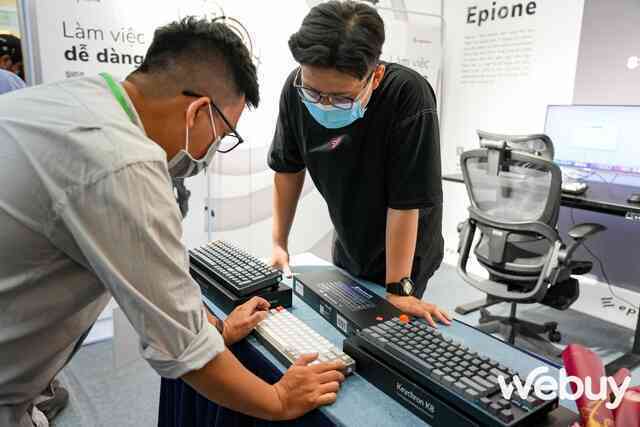 Tech Day Show 2022 chính thức khai mạc: quy tụ trên 30 nhãn hàng cùng nhiều sản phẩm công nghệ ấn tượng - Ảnh 17. Tech Day Show 2022 chính thức khai mạc: quy tụ trên 30 nhãn hàng cùng nhiều sản phẩm công nghệ ấn tượng - Ảnh 17.
