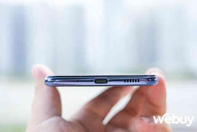Trải nghiệm nhanh Galaxy M53 5G: Dòng M đầu tiên có camera 108MP, chipset ổn định, pin trâu nhưng giá khá 'chát' - Ảnh 2. Trải nghiệm nhanh Galaxy M53 5G: Dòng M đầu tiên có camera 108MP, chipset ổn định, pin trâu nhưng giá khá 'chát' - Ảnh 2.