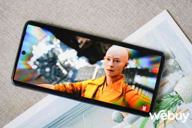 Trải nghiệm nhanh Galaxy M53 5G: Dòng M đầu tiên có camera 108MP, chipset ổn định, pin trâu nhưng giá khá 'chát' - Ảnh 8. Trải nghiệm nhanh Galaxy M53 5G: Dòng M đầu tiên có camera 108MP, chipset ổn định, pin trâu nhưng giá khá 'chát' - Ảnh 8.