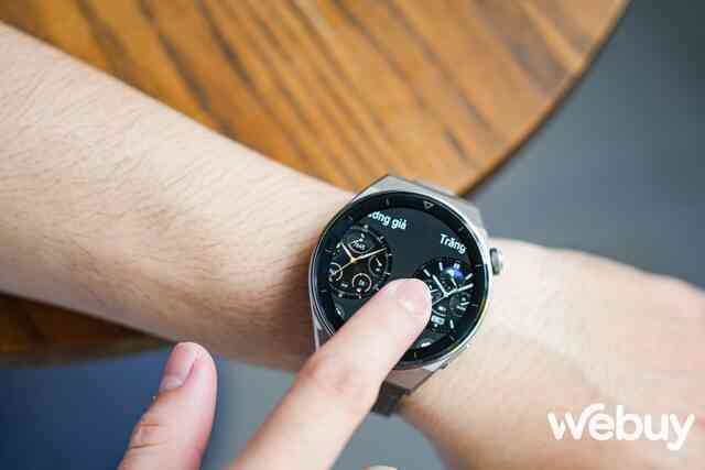 Trải nghiệm nhanh Huawei Watch GT 3 Pro: Ngoại hình nâng cấp sang trọng tinh tế, sử dụng toàn vật liệu xịn, pin vẫn rất "trâu", giá từ 8.5 triệu đồng - Ảnh 13. Trải nghiệm nhanh Huawei Watch GT 3 Pro: Ngoại hình nâng cấp sang trọng tinh tế, sử dụng toàn vật liệu xịn, pin vẫn rất "trâu", giá từ 8.5 triệu đồng - Ảnh 13.