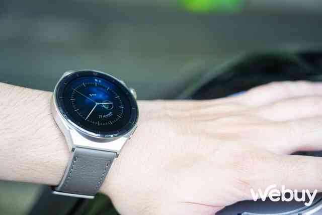 Trải nghiệm nhanh Huawei Watch GT 3 Pro: Ngoại hình nâng cấp sang trọng tinh tế, sử dụng toàn vật liệu xịn, pin vẫn rất "trâu", giá từ 8.5 triệu đồng - Ảnh 15. Trải nghiệm nhanh Huawei Watch GT 3 Pro: Ngoại hình nâng cấp sang trọng tinh tế, sử dụng toàn vật liệu xịn, pin vẫn rất "trâu", giá từ 8.5 triệu đồng - Ảnh 15.
