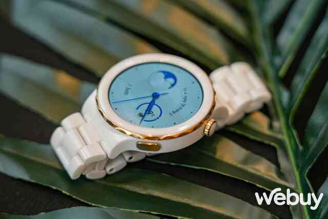 Trải nghiệm nhanh Huawei Watch GT 3 Pro: Ngoại hình nâng cấp sang trọng tinh tế, sử dụng toàn vật liệu xịn, pin vẫn rất "trâu", giá từ 8.5 triệu đồng - Ảnh 9. Trải nghiệm nhanh Huawei Watch GT 3 Pro: Ngoại hình nâng cấp sang trọng tinh tế, sử dụng toàn vật liệu xịn, pin vẫn rất "trâu", giá từ 8.5 triệu đồng - Ảnh 9.
