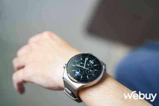 Trải nghiệm nhanh Huawei Watch GT 3 Pro: Ngoại hình nâng cấp sang trọng tinh tế, sử dụng toàn vật liệu xịn, pin vẫn rất "trâu", giá từ 8.5 triệu đồng - Ảnh 10. Trải nghiệm nhanh Huawei Watch GT 3 Pro: Ngoại hình nâng cấp sang trọng tinh tế, sử dụng toàn vật liệu xịn, pin vẫn rất "trâu", giá từ 8.5 triệu đồng - Ảnh 10.
