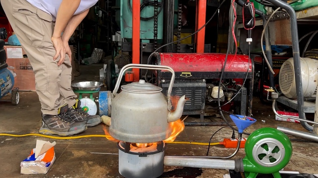So găng bếp đun dầu thải và bếp gas: có thực sự là tiết kiệm gấp 10 không? - Ảnh 7. So găng bếp đun dầu thải và bếp gas: có thực sự là tiết kiệm gấp 10 không? - Ảnh 7.