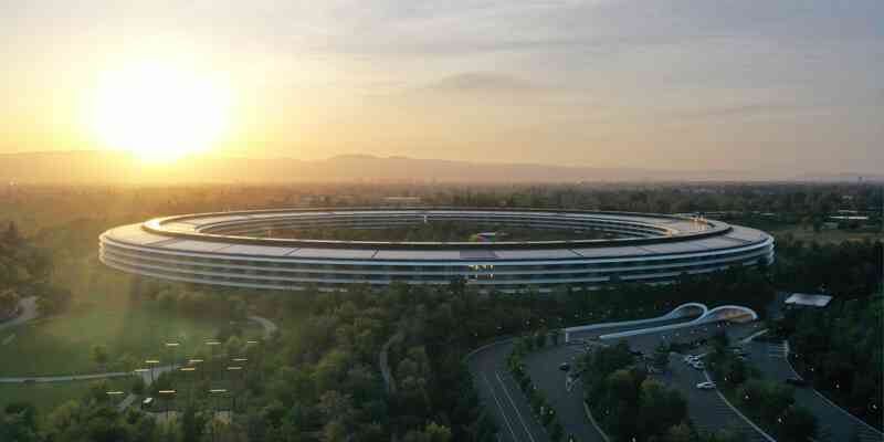 Xem cận cảnh Apple Park cực kỳ hoành tráng dưới ống kính flycam - Ảnh 3. Xem cận cảnh Apple Park cực kỳ hoành tráng dưới ống kính flycam - Ảnh 3.