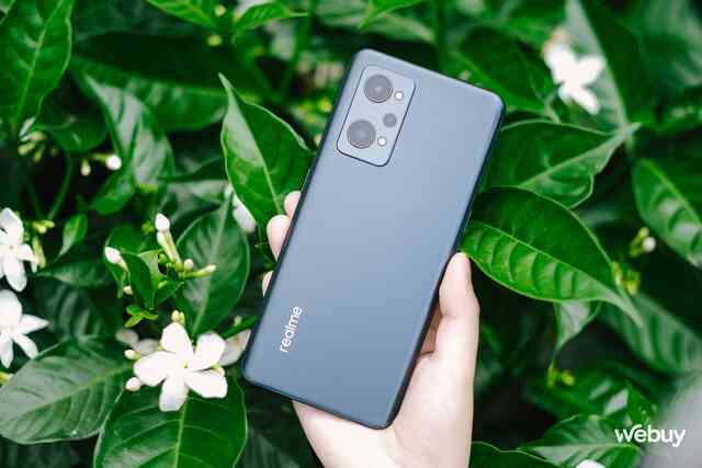 realme Q5 Pro giá hơn 7 triệu có màn hình AMOLED 120Hz, chip Snapdragon 870, sạc siêu nhanh 80W - Ảnh 4.