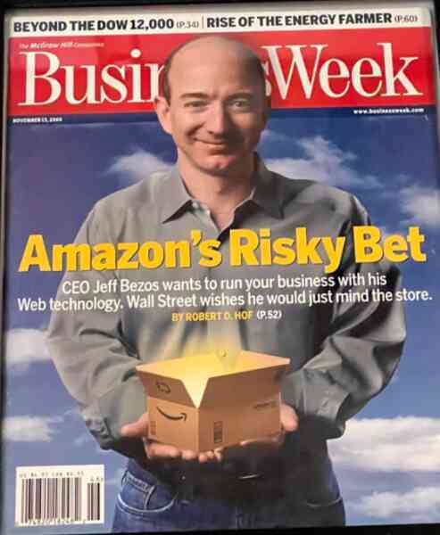 Vụ cá cược thế kỷ của Jeff Bezos vào những đám mây: Nhiều năm giúp Amazon thoát lỗ ngoạn mục, đánh bại cả Google, Microsoft dù chỉ là hãng bán lẻ - Ảnh 1. Vụ cá cược thế kỷ của Jeff Bezos vào những đám mây: Nhiều năm giúp Amazon thoát lỗ ngoạn mục, đánh bại cả Google, Microsoft dù chỉ là hãng bán lẻ - Ảnh 1.