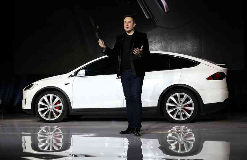 Bị mỉa mai và chỉ trích, Elon Musk bất mãn cảm thán: ‘Tỷ phú không phải người xấu!