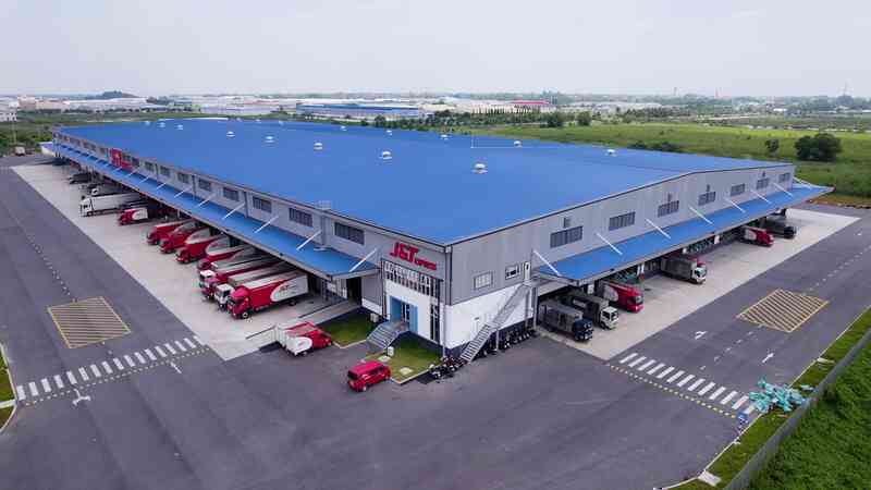 Khánh thành trung tâm trung chuyển Củ Chi mới, J&T Express hướng đến mục tiêu trở thành thương hiệu chuyển phát nhanh hàng đầu Việt Nam - Ảnh 2. Khánh thành trung tâm trung chuyển Củ Chi mới, J&T Express hướng đến mục tiêu trở thành thương hiệu chuyển phát nhanh hàng đầu Việt Nam - Ảnh 2.