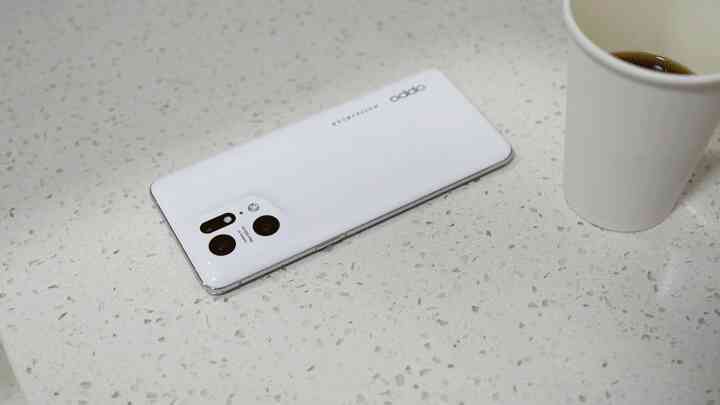 Trên tay OPPO Find X5 Pro: Thiết kế đã hài hoà hơn, camera AI nâng cấp mạnh, giá 33 triệu liệu có quá đắt? - Ảnh 13. Trên tay OPPO Find X5 Pro: Thiết kế đã hài hoà hơn, camera AI nâng cấp mạnh, giá 33 triệu liệu có quá đắt? - Ảnh 13.