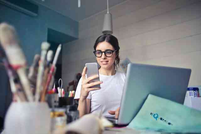 "Mua trước, trả sau" đang khiến giới trẻ ngày càng bị cuốn sâu vào vòng xoáy nợ nần - Ảnh 4. "Mua trước, trả sau" đang khiến giới trẻ ngày càng bị cuốn sâu vào vòng xoáy nợ nần - Ảnh 4.