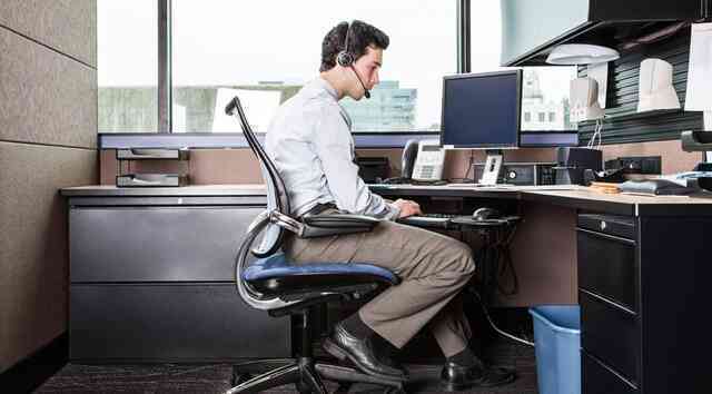 Ghế là kẻ thù của sức khỏe: Nghiên cứu này nói nhân viên văn phòng nên bỏ ghế đi và ngồi xổm - Ảnh 4.