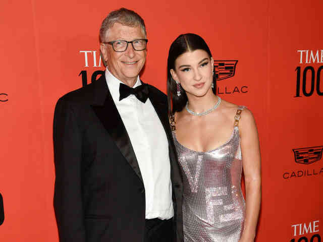 Hé lộ danh tính nàng út kín tiếng nhà Bill Gates: Là bản sao hoàn hảo của người cha tỷ phú, tiểu thư vượt khó chọn con đường không dựa hơi phụ huynh - Ảnh 3. Hé lộ danh tính nàng út kín tiếng nhà Bill Gates: Là bản sao hoàn hảo của người cha tỷ phú, tiểu thư vượt khó chọn con đường không dựa hơi phụ huynh - Ảnh 3.