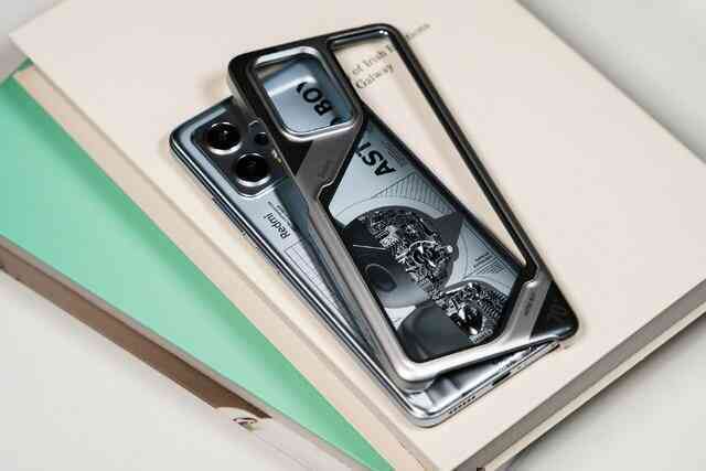 Ảnh thực tế Redmi Note 11T phiên bản Astro Boy đặc biệt, giá chỉ 8.7 triệu đồng - Ảnh 3. Ảnh thực tế Redmi Note 11T phiên bản Astro Boy đặc biệt, giá chỉ 8.7 triệu đồng - Ảnh 3.
