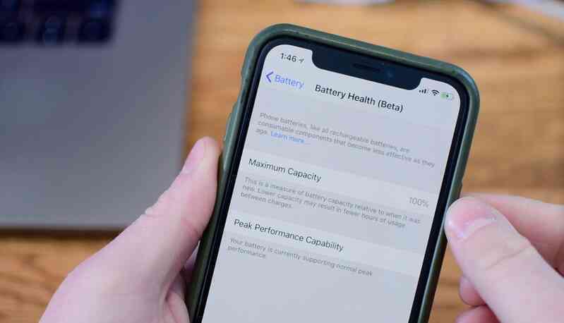 Apple bị kiện tại Anh vì làm chậm iPhone cũ ảnh 2 Apple bi kien tai Anh vi lam cham iPhone cu anh 2
