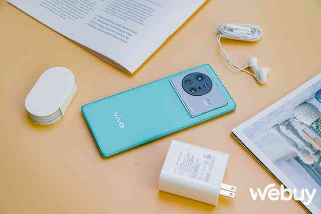 Trải nghiệm nhanh vivo X80 Series: Camera Zeiss hiệu ứng điện ảnh, ngoại hình đẳng cấp, sạc 80W - Ảnh 20. Trải nghiệm nhanh vivo X80 Series: Camera Zeiss hiệu ứng điện ảnh, ngoại hình đẳng cấp, sạc 80W - Ảnh 20.
