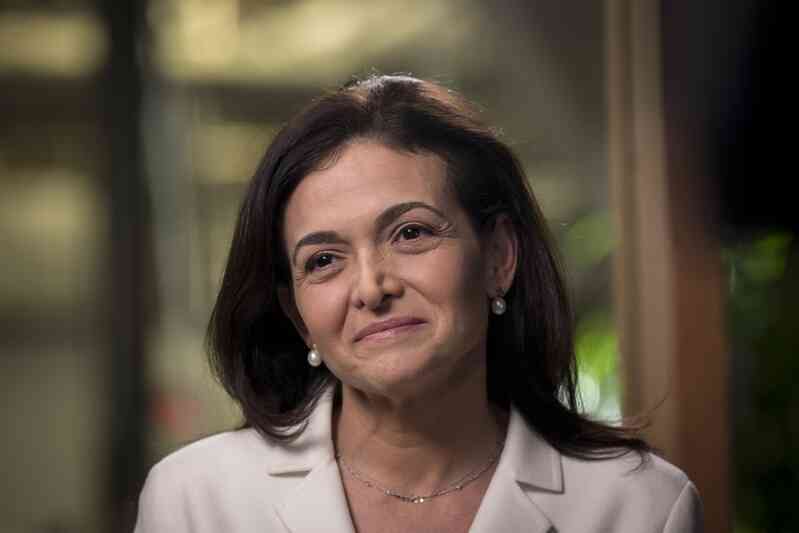 Bê bối của Sheryl Sandberg ảnh hưởng Facebook ảnh 2 Be boi cua Sheryl Sandberg anh huong Facebook anh 2