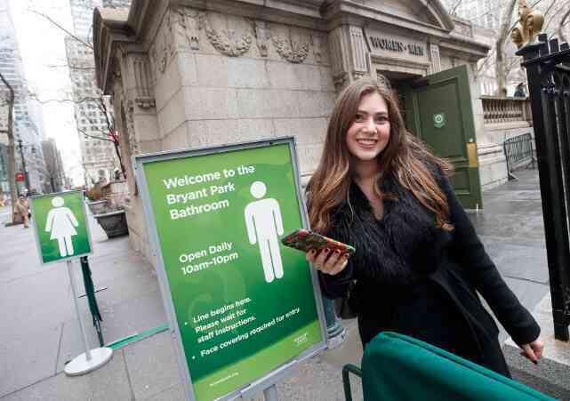 New York khủng hoảng nhà vệ sinh công cộng - Ảnh 1. New York khủng hoảng nhà vệ sinh công cộng - Ảnh 1.