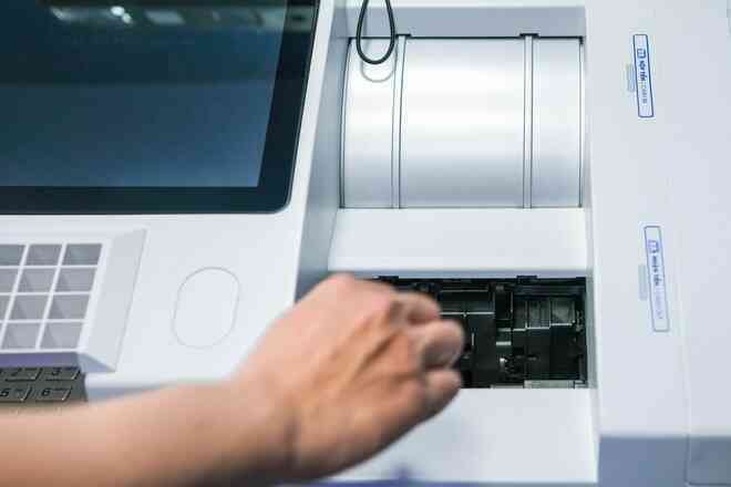 Trải nghiệm rút tiền bằng thẻ Căn cước Công dân gắn chip: Nhanh – gọn – lẹ, đã đến lúc tạm biệt thẻ ATM?
