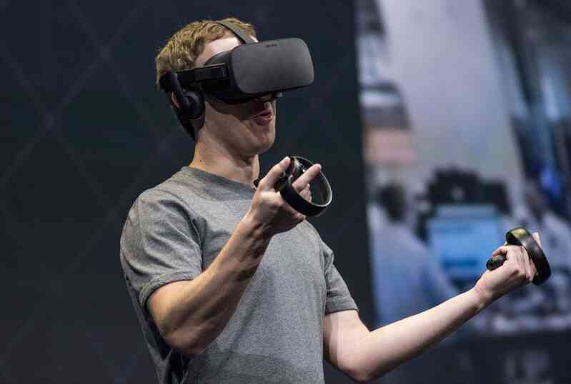 Mark Zuckerberg tự mãn lạc quan giữa cơn bão ngầm - Ảnh 1. Mark Zuckerberg tự mãn lạc quan giữa cơn bão ngầm - Ảnh 1.