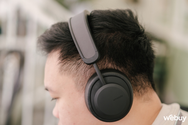Cặp tai nghe này có thể sạc pin bằng năng lượng Mặt trời - Ảnh 14. Cặp tai nghe này có thể sạc pin bằng năng lượng Mặt trời - Ảnh 14.