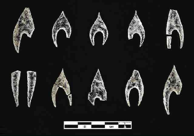 Dao găm pha lê, &quot;ma thuật&quot; 5.000 năm tuổi được tìm thấy tại Tây Ban Nha - Ảnh 3.