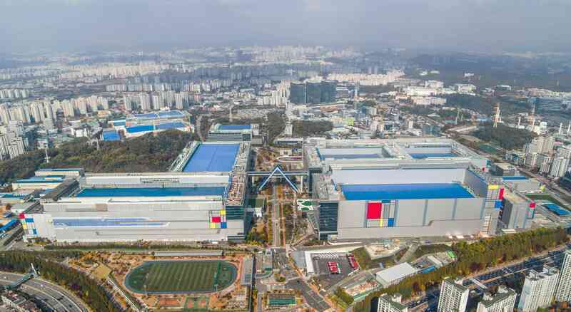 Samsung vượt mặt TSMC, bắt đầu sản xuất hàng loạt chip 3 nanomet - Ảnh 2. Samsung vượt mặt TSMC, bắt đầu sản xuất hàng loạt chip 3 nanomet - Ảnh 2.