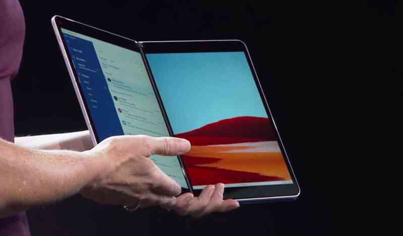 Surface Neo bi Microsoft lang quen anh 2