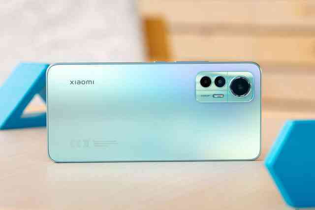 Ảnh thực tế Xiaomi 12 Lite: Smartphone tầm trung đẹp nhất của Xiaomi - Ảnh 2. Ảnh thực tế Xiaomi 12 Lite: Smartphone tầm trung đẹp nhất của Xiaomi - Ảnh 2.