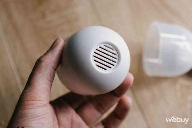 Đánh giá máy hút bụi bàn mini: Món đồ "tối quan trọng" với mọi set-up bàn? - Ảnh 8. Đánh giá máy hút bụi bàn mini: Món đồ "tối quan trọng" với mọi set-up bàn? - Ảnh 8.