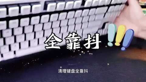Nhìn tưởng USB hóa ra là set vệ sinh máy tính đa năng, tích hợp quá nhiều công dụng hay ho trong một