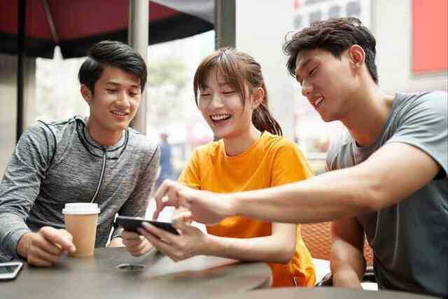 Trong khi Facebook đang cố sao chép TikTok, ByteDance lại ra mắt ứng dụng giống Instagram