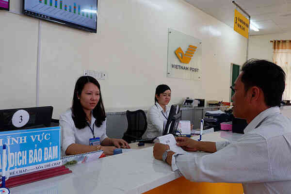 Nhân viên bưu điện có thể làm việc như một công chức tại bộ phận một cửa