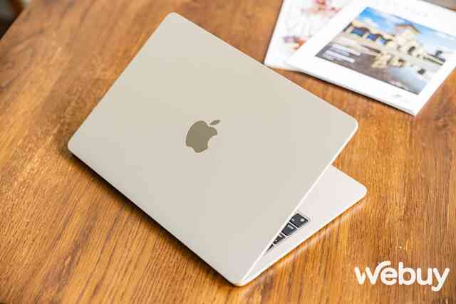 MacBook Air M2 "cập bến" thị trường Việt Nam, giá dự kiến 32.9 triệu đồng - Ảnh 2. MacBook Air M2 "cập bến" thị trường Việt Nam, giá dự kiến 32.9 triệu đồng - Ảnh 2.