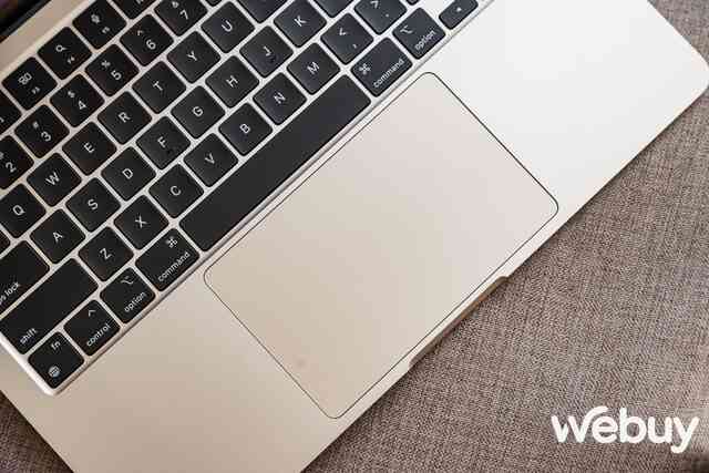 MacBook Air M2 "cập bến" thị trường Việt Nam, giá dự kiến 32.9 triệu đồng - Ảnh 12. MacBook Air M2 "cập bến" thị trường Việt Nam, giá dự kiến 32.9 triệu đồng - Ảnh 12.