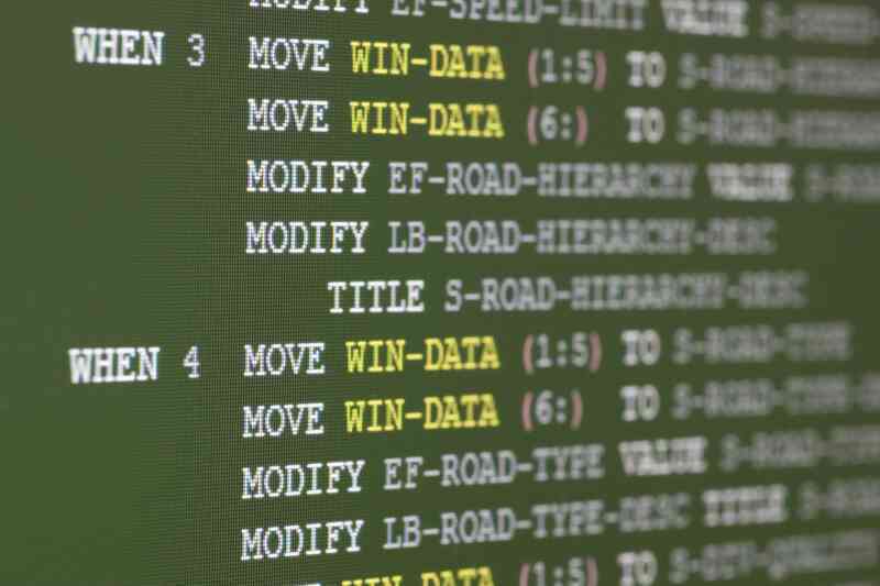 Ít ai ngờ, gần như toàn bộ tiền của thế giới đang đặt trên lưng các dòng code 50 năm tuổi - Ảnh 5. Ít ai ngờ, gần như toàn bộ tiền của thế giới đang đặt trên lưng các dòng code 50 năm tuổi - Ảnh 5.