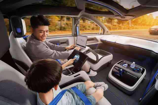 Hãng công nghệ Trung Quốc ra mắt mẫu xe tự hành với vô lăng tháo rời, giá rẻ hơn cả xe Tesla - Ảnh 3. Hãng công nghệ Trung Quốc ra mắt mẫu xe tự hành với vô lăng tháo rời, giá rẻ hơn cả xe Tesla - Ảnh 3.