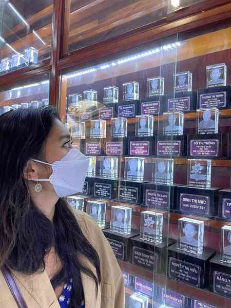 Hy hữu: Cô gái Pháp tìm được gia đình ở Việt Nam nhờ cộng đồng mạng - 7 Hy hữu: Cô gái Pháp tìm được gia đình ở Việt Nam nhờ cộng đồng mạng - 7
