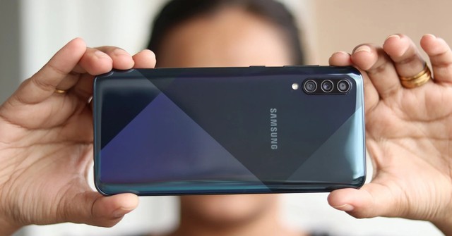 Samsung sẽ phải dè chừng chiến lược mới của các hãng smartphone Trung Quốc trên phân khúc smartphone giá rẻ - Ảnh 2. Samsung sẽ phải dè chừng chiến lược mới của các hãng smartphone Trung Quốc trên phân khúc smartphone giá rẻ - Ảnh 2.