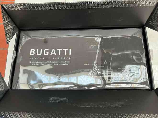 Xe tay ga điện Bugatti đầu tiên về Việt Nam - 'Đồ chơi' độc lạ giá nghìn đô cho giới nhà giàu