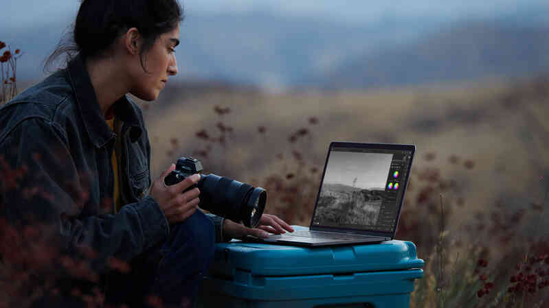 MacBook Pro M1 sắp hết hàng tại Việt Nam, mua máy nào thay thế?
