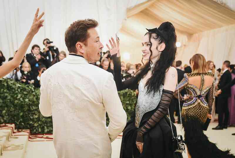 Điểm qua lịch sử tình ái "bất ổn" của tỷ phú Elon Musk: Bạn thân tại Google không phải "nạn nhân" duy nhất bị "cắm sừng"? - Ảnh 15. Điểm qua lịch sử tình ái "bất ổn" của tỷ phú Elon Musk: Bạn thân tại Google không phải "nạn nhân" duy nhất bị "cắm sừng"? - Ảnh 15.