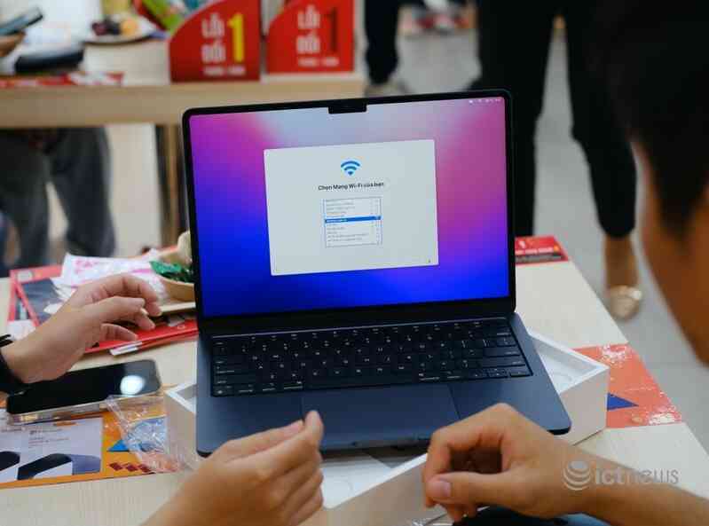 MacBook Air M2 chính thức mở bán tại Việt Nam