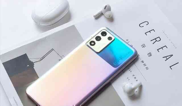 OPPO ra mắt điện thoại cấu hình ngang Galaxy A73, giá rẻ như Galaxy A33