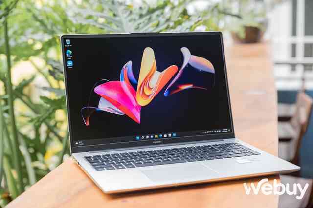 Trải nghiệm nhanh Huawei MateBook D 16: thiết kế đẹp mắt, màn hình 16 inch ấn tượng, dùng chip Intel Gen 12 H-Series, giá gần 24 triệu đồng - Ảnh 2. Trải nghiệm nhanh Huawei MateBook D 16: thiết kế đẹp mắt, màn hình 16 inch ấn tượng, dùng chip Intel Gen 12 H-Series, giá gần 24 triệu đồng - Ảnh 2.
