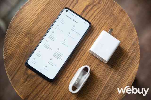 Trên tay OPPO A96 vừa ra mắt: Màn hình 90Hz, Snapdragon 680, pin 5000mAh, giá 6.9 triệu đồng - Ảnh 2. Trên tay OPPO A96 vừa ra mắt: Màn hình 90Hz, Snapdragon 680, pin 5000mAh, giá 6.9 triệu đồng - Ảnh 2.