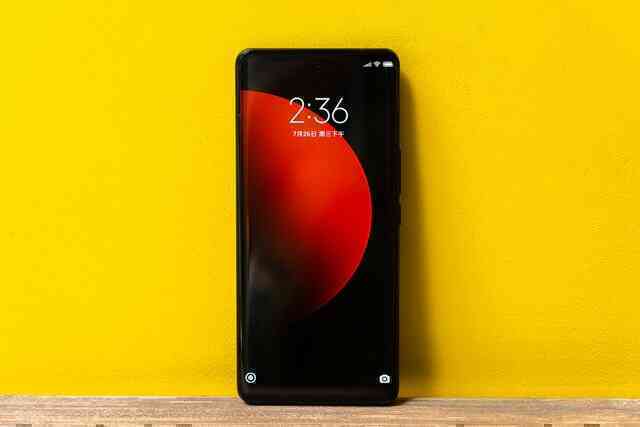 Ảnh thực tế Xiaomi 12S Ultra: Thiết kế hầm hố, camera Leica với cảm biến 1 inch, Snapdragon 8+ Gen 1, có chống nước IP68  - Ảnh 11.