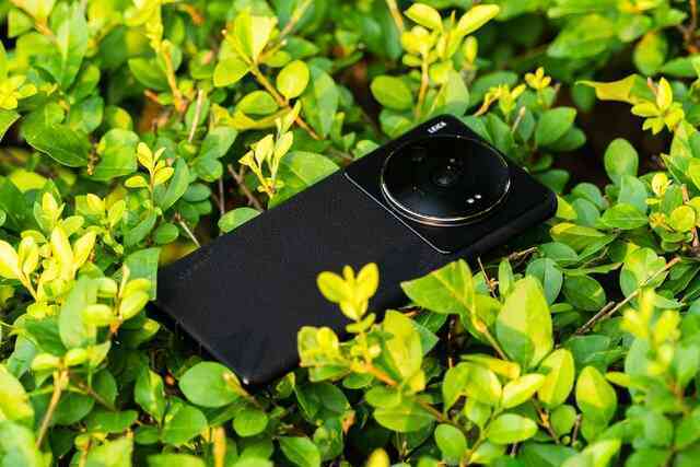 Ảnh thực tế Xiaomi 12S Ultra: Thiết kế hầm hố, camera Leica với cảm biến 1 inch, Snapdragon 8+ Gen 1, có chống nước IP68  - Ảnh 16.