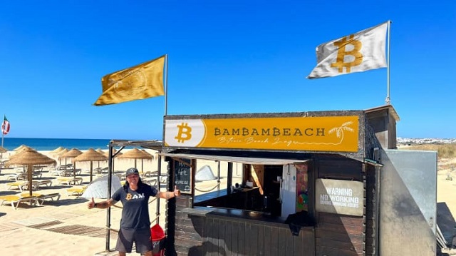Gia đình bán hết tài sản mua Bitcoin giờ ra sao? - Ảnh 2. Gia đình bán hết tài sản mua Bitcoin giờ ra sao? - Ảnh 2.