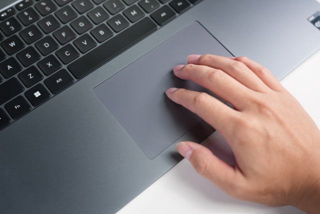 Xiaomi Book Pro 2022 ra mắt: Màn hình OLED 4K, Intel Gen 12, giá từ 20.5 triệu đồng - Ảnh 4.